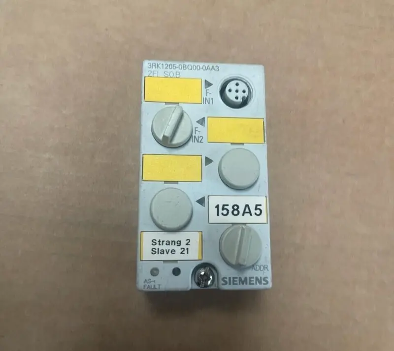 8xPCs Siemens - 3RK1205-0BQ00-0AA3 - Compact Module
