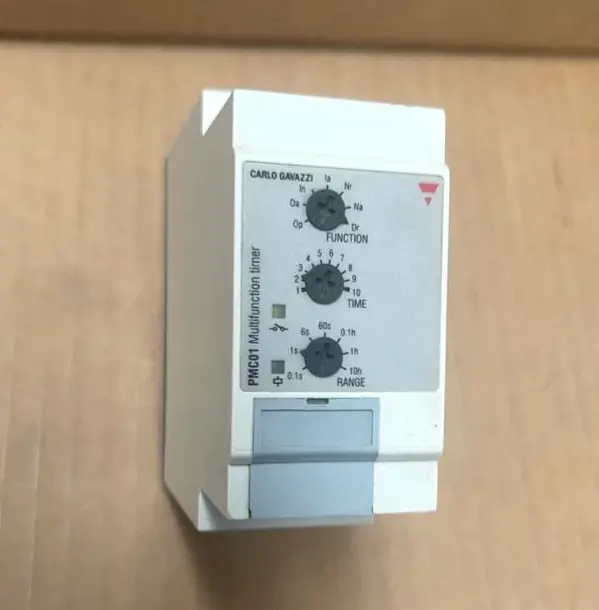 CARLO GAVAZZI PMC01D230 Multifunction Timer