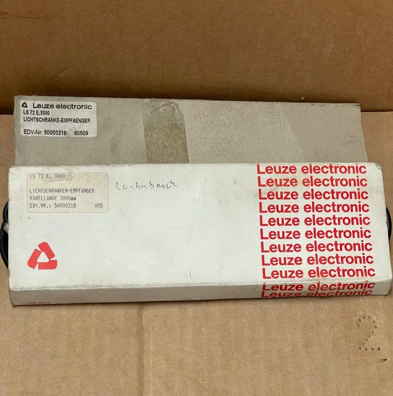 Leuze – LS 72 E-3000 – Through-Beam Photoelectric Sensor