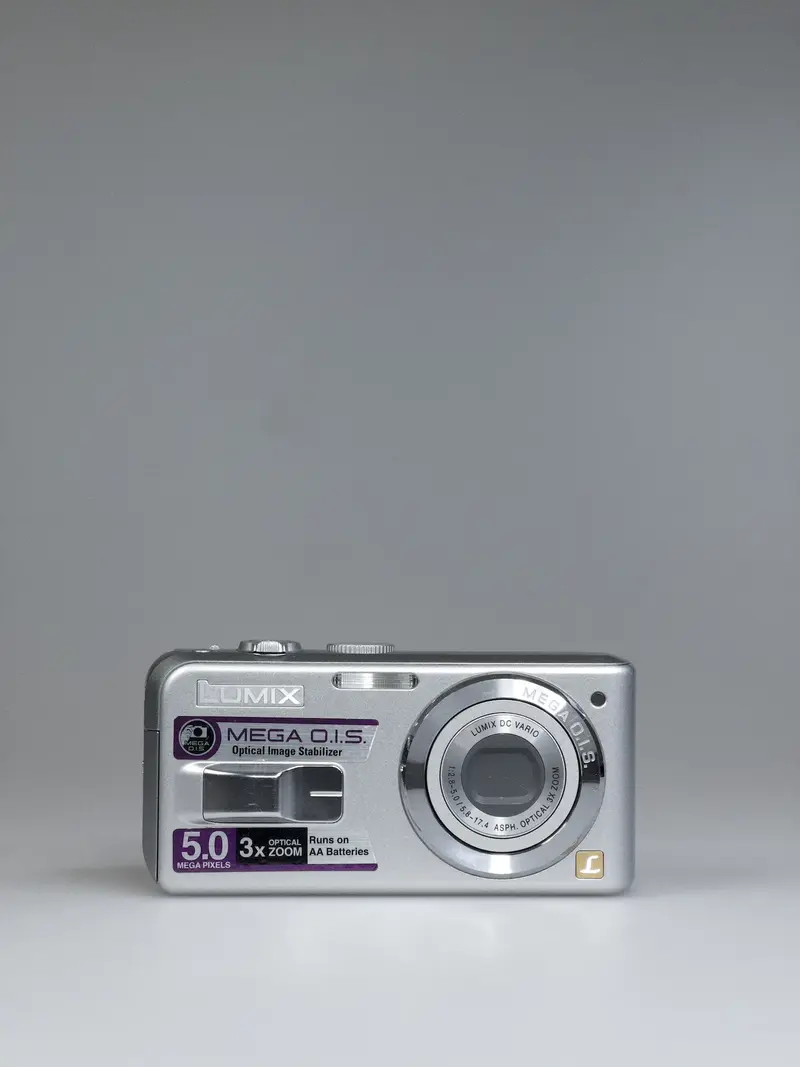 Panasonic Lumix DMC-LS2