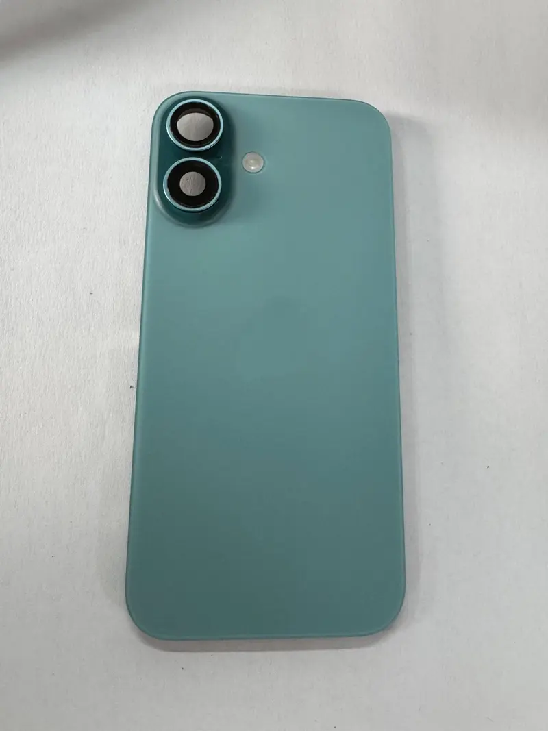 Rückseite kompatibel für iPhone 16 Plus Grün "PULLED"